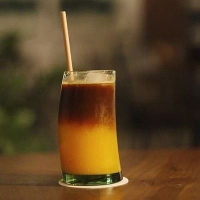 Orange Espresso, café frío con zumo de naranja en HAVEN Valencia