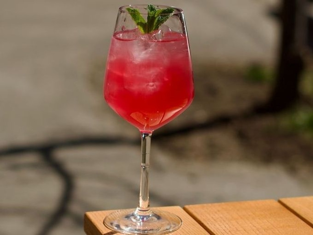 Raspberry Grapefruit Spritz