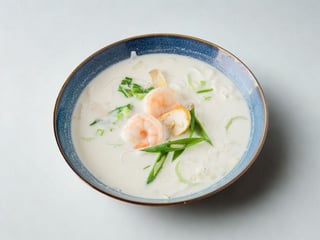 Tom Kha
