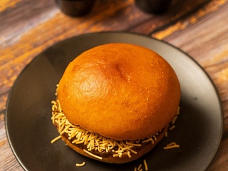 Kacchi Dabeli XL