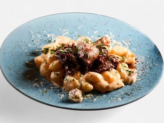 Manzo tritato con gnocchi funghi porcini