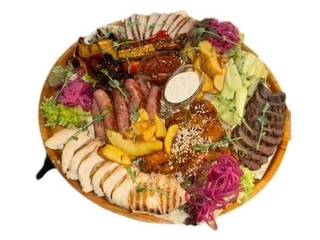 М’ЯСНА ДОШКА ДЛЯ ВЕЛИКОЇ КОМПАНІЇ