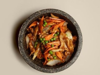 502 HOVÄDZIE MÄSO S CIBUĽOU