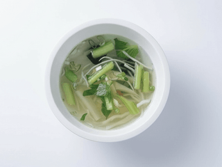 103 POLIEVKA SO ZELENINOU  