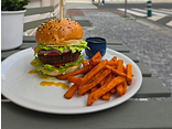 Falafel burger (exkluzivně)