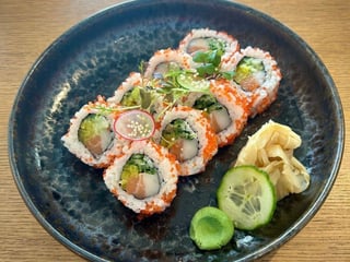 Uramaki Special☀️
