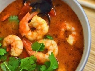 Zupa Tom Yum z Krewetkami