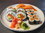 KOTORI (Łosoś Set) 16szt