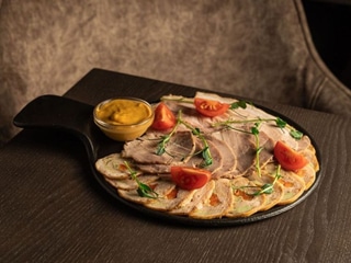 М'ясне асорті по-домашньому