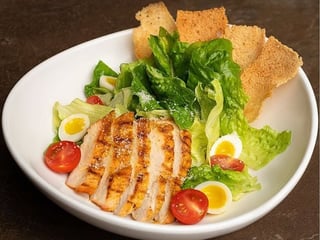 Цезар  з куркою