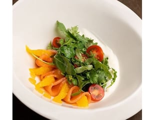 Салат з лососем