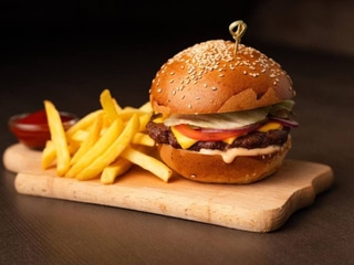 Чізбургер з яловичиною