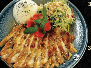 35. Cơm Gà Hội An