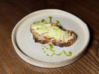 Брускета з куркою та томатами (225 г)