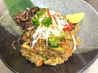 KHAO PHAD TOFU