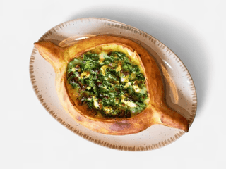 ХАЧАПУРИ С ЛОСОСЕМ И ШПИНАТОМ