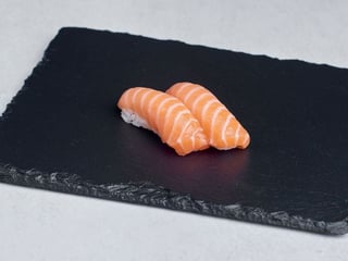 Nigiri Łosoś 2 szt.