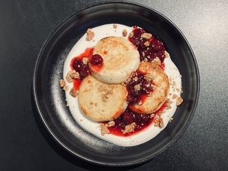 Syrniki Iogurt Cherry