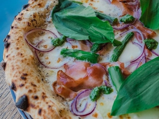 PIZZA BLACK TRUFFLE