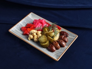 Тарілка маринадів