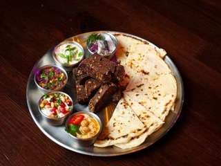 Сет з п'яти мезе