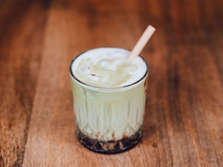 Iced matcha latte strawberry