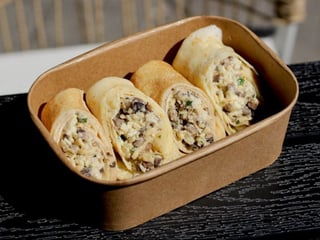 Млинці з куркою та грибами