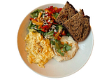Luna’s big breakfast