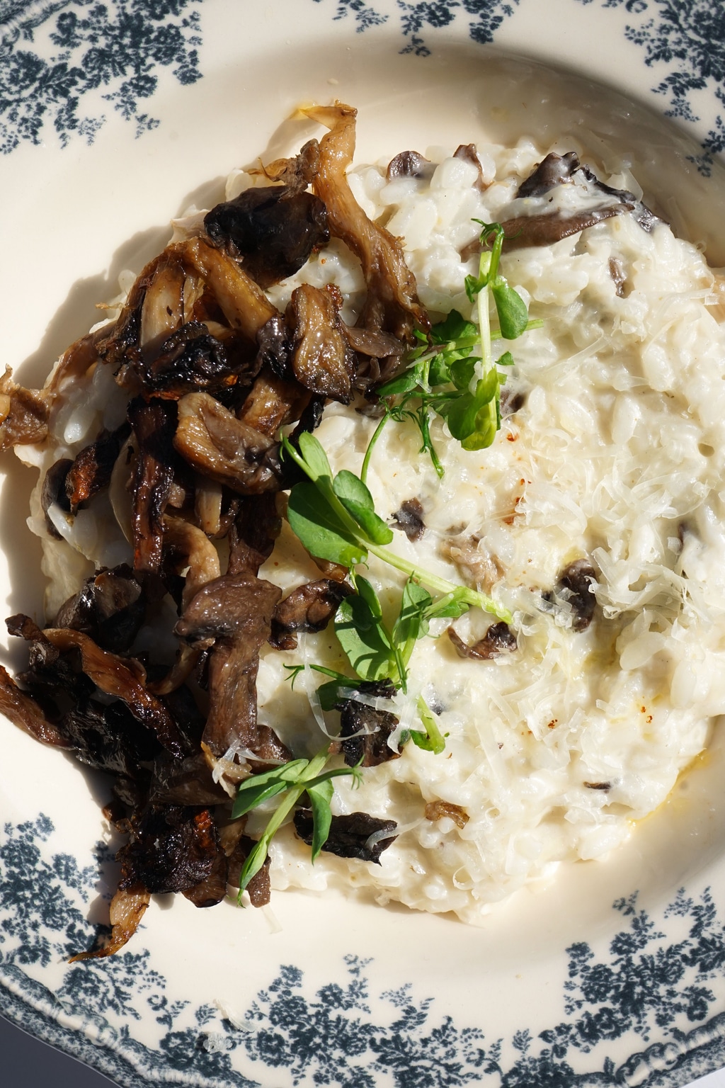 Ризото з осінніми грибами та пармезаном