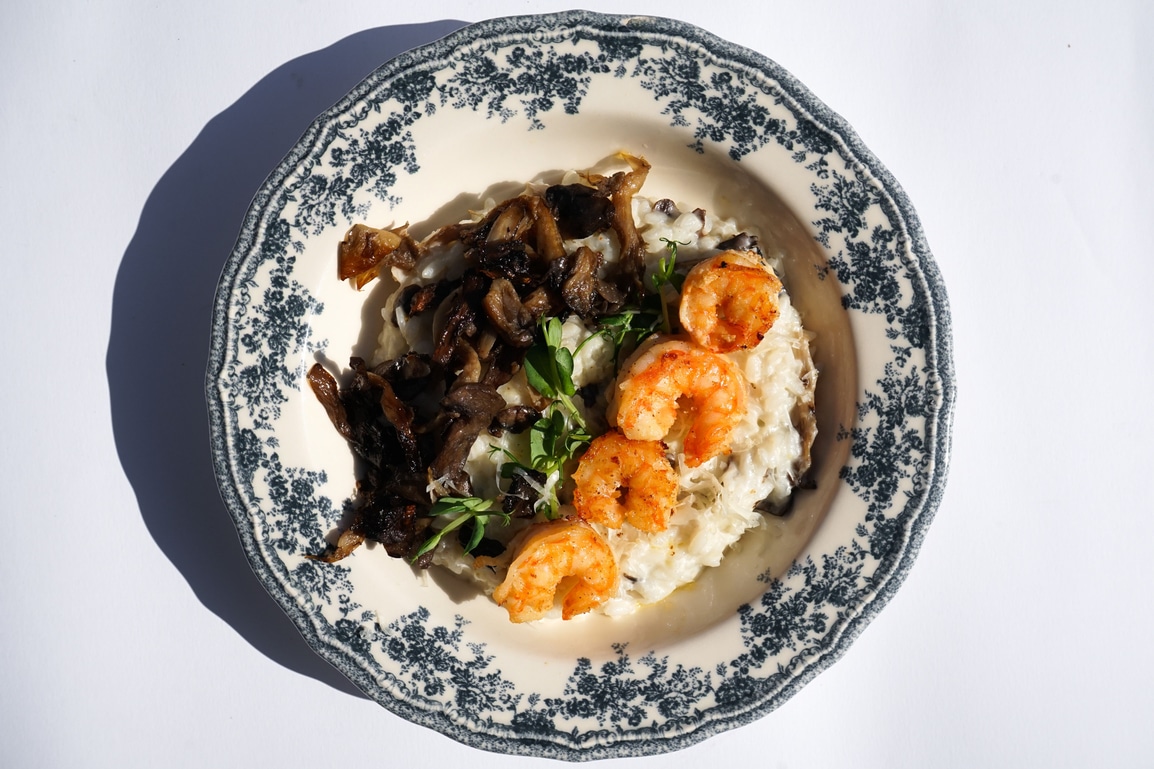 Ризото з осінніми грибами, пармезаном та креветкою