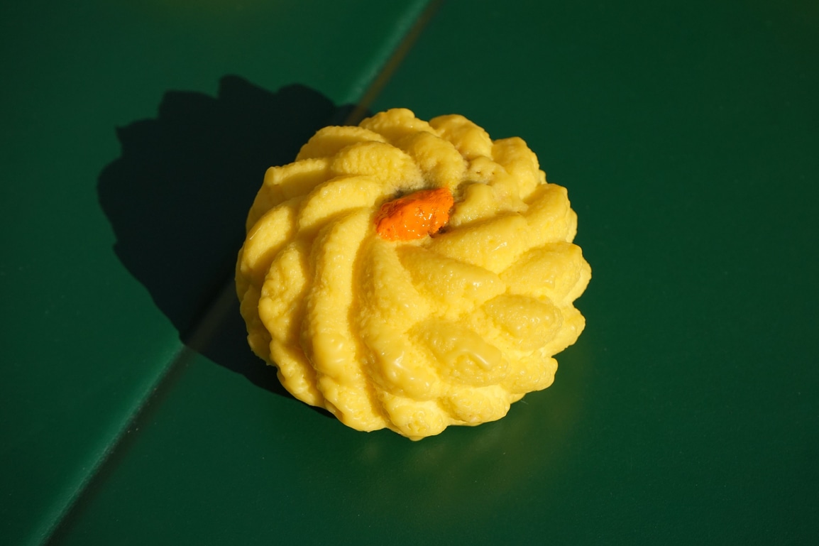 Жоржина для коханих із цитрусом