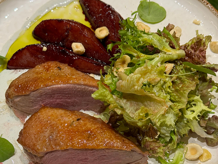 Качина грудка з грушею (290г)