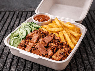 Kebab talíř - připravený na lávových kamenech