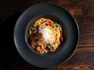 Spaghetti z kurkami