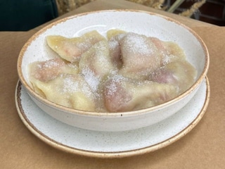 Вареники з полуницею