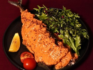 Скумбрія в томатному соусі