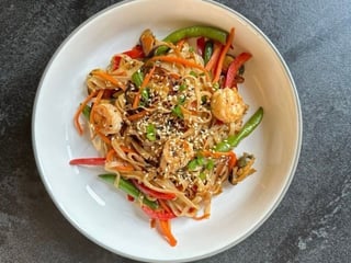 Удон з морепродуктами