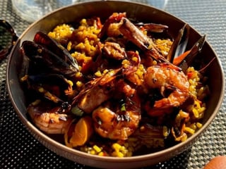 Паелья з морепродуктами