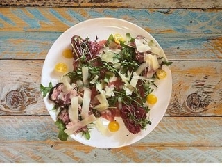 Variace z hovězího masa