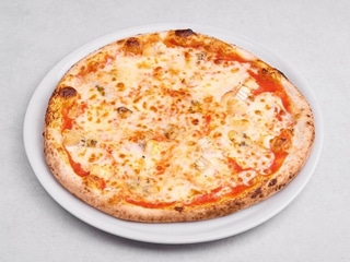 Pizza 4 formaggi