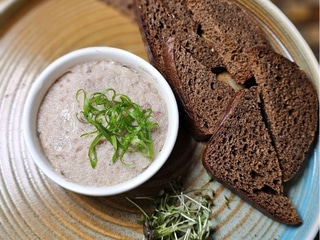 Форшмак з грінками 