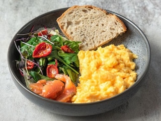 Míchaná vejce s lososem