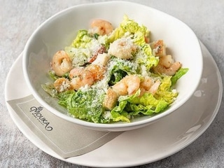 Salát A la Caesar s krevetami