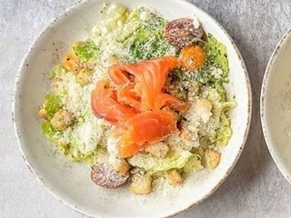 Salát A la Caesar s lososem