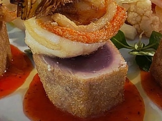 FRITTO MISTO DI PESCE CON MISTICANZA ED EMULSIONE ALLE FRAGOLE