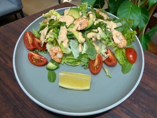 Салат з креветками