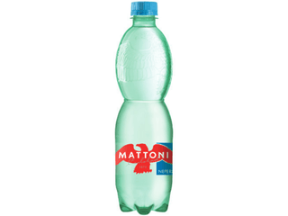 10. MATTONI VODA NEPERLIVÁ