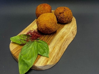 Arancino Ricotta e spinaci - 1 kus