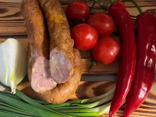 Ковбаса з мʼяса курки  з сиром 