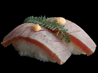 Nigiri Tuńczyk Opalany (2szt.)